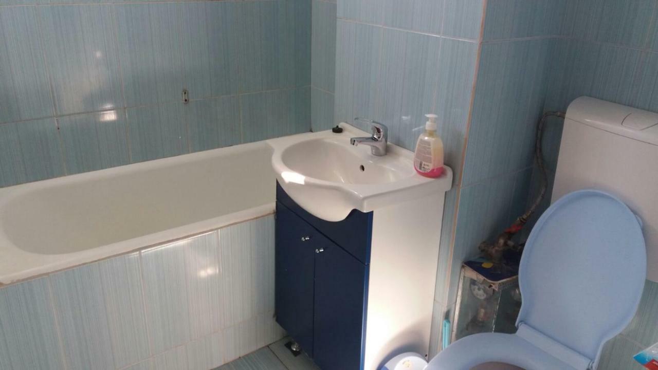 Apartament Cu 2 Camere Кэлимэнешти Экстерьер фото