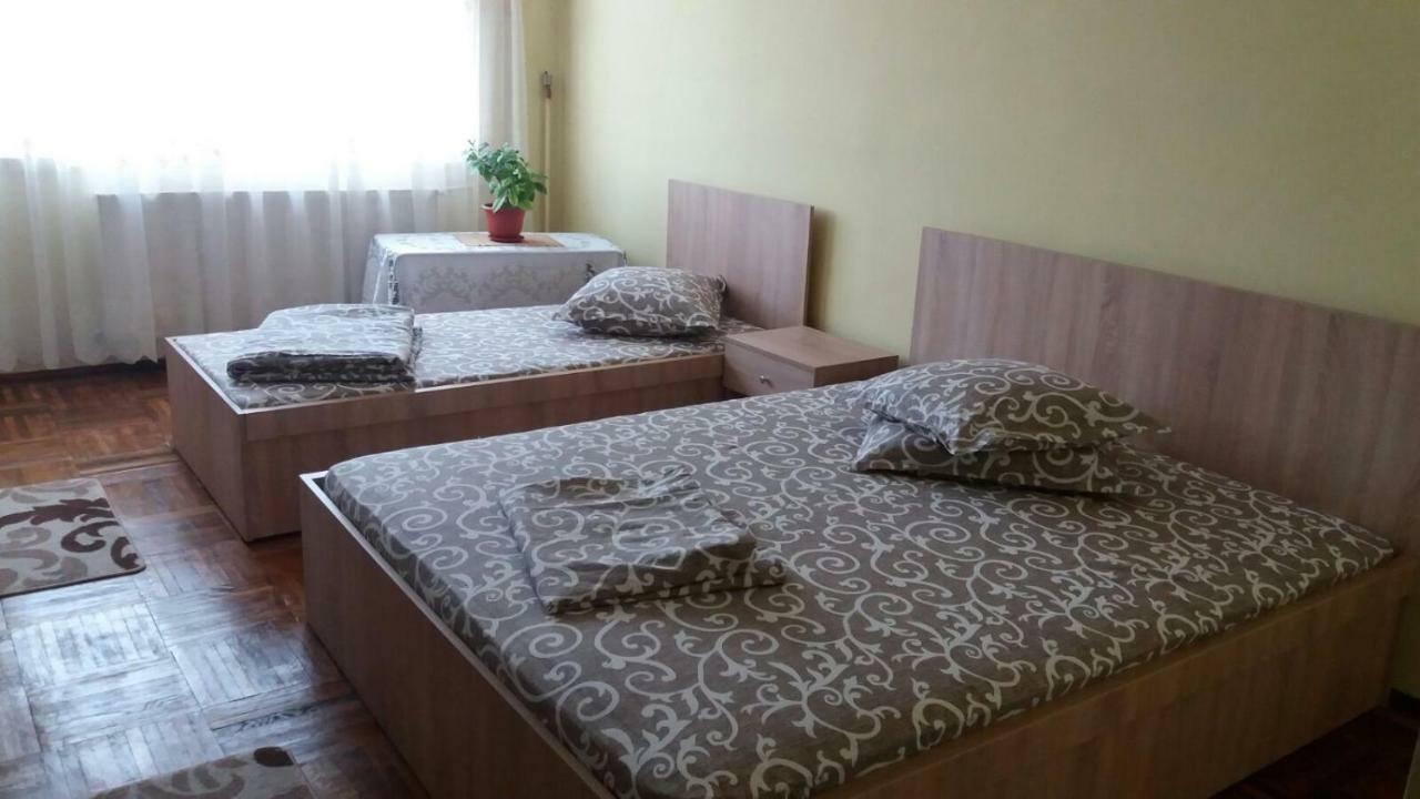 Apartament Cu 2 Camere Кэлимэнешти Экстерьер фото