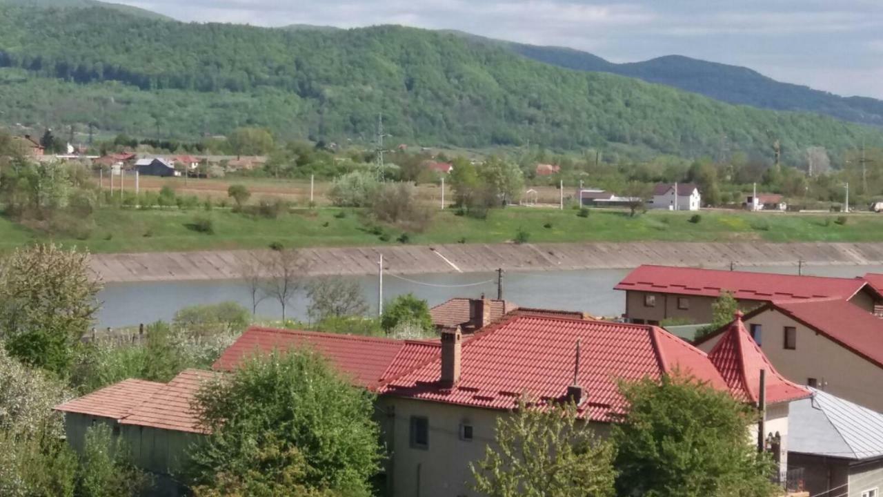 Apartament Cu 2 Camere Кэлимэнешти Экстерьер фото